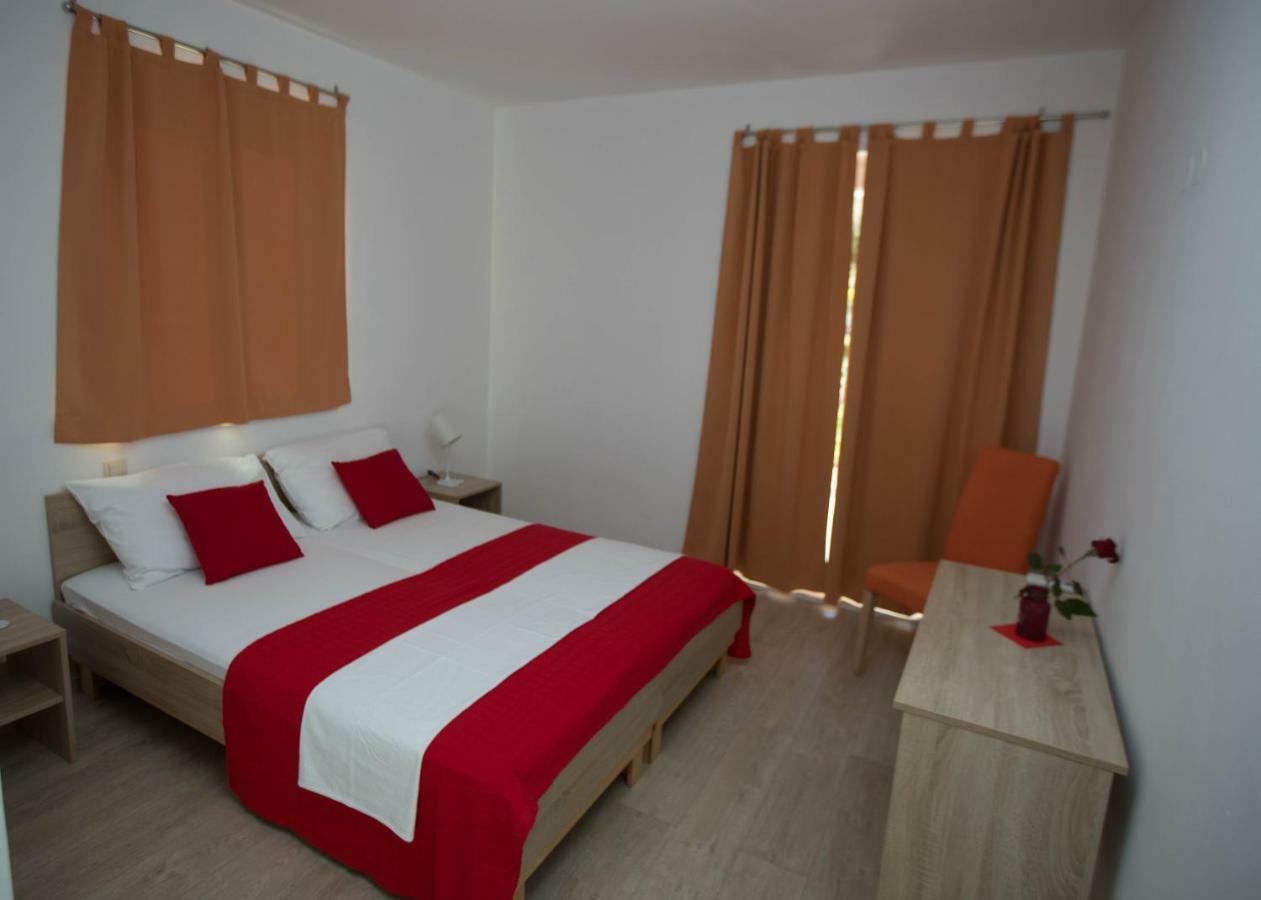 Guest House Kukuljica 2 Затон Экстерьер фото